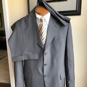 Vila Romana 2 Piece Taupe Pinstripe suit 40R